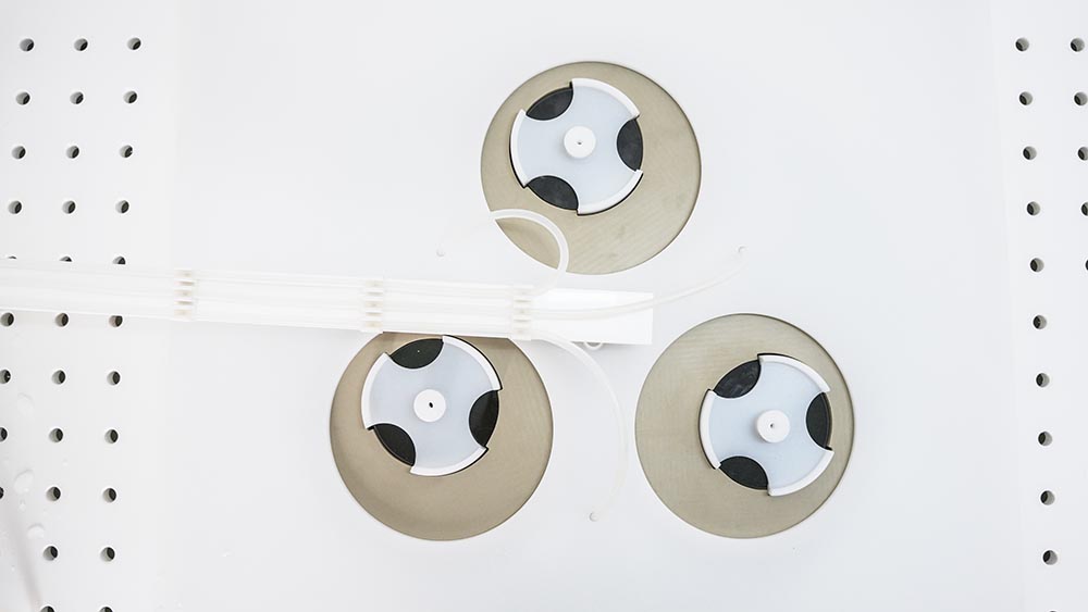 chemical polishing deck